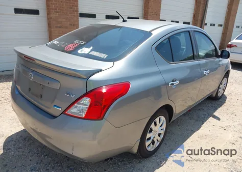 2014 Nissan Versa 1.6 Sv z USA, uszkodzony, nr VIN 3N1CN7AP2EL833640